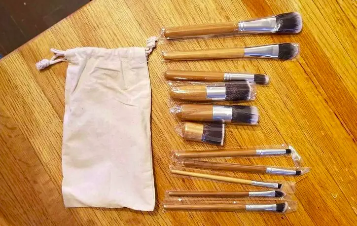 Makeup Brush