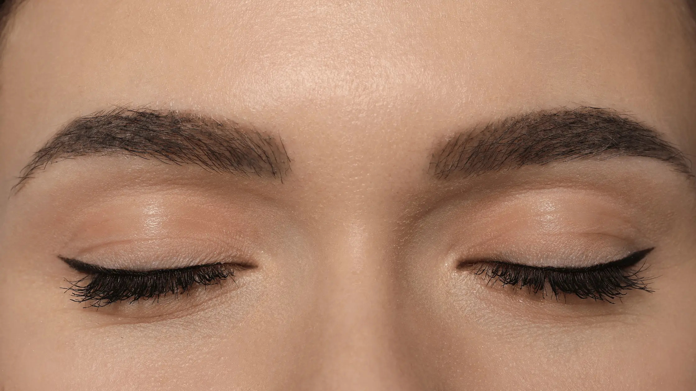 Microbladed Brows